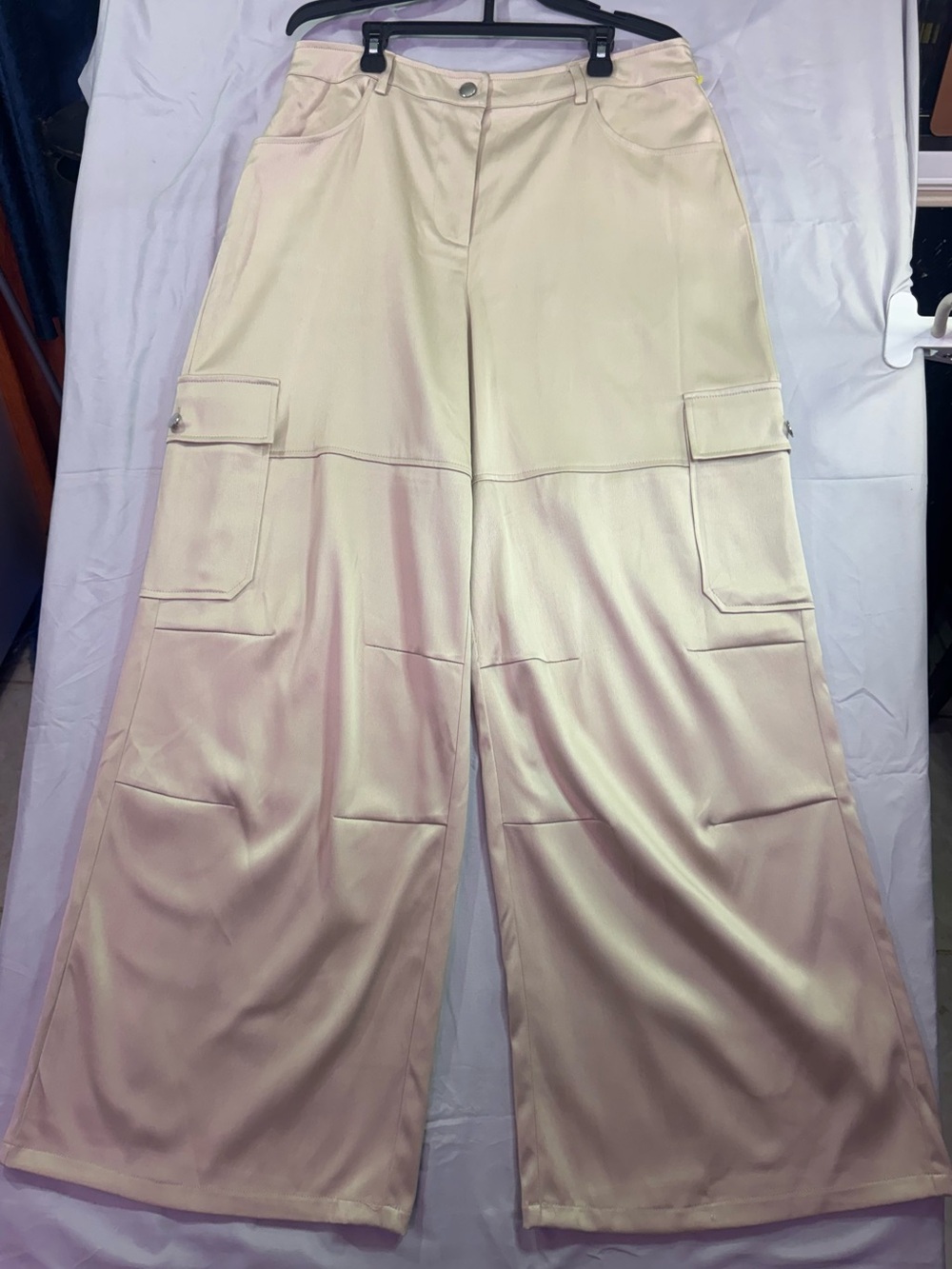 Forever 21 Cream Wide Leg Cargo Pants